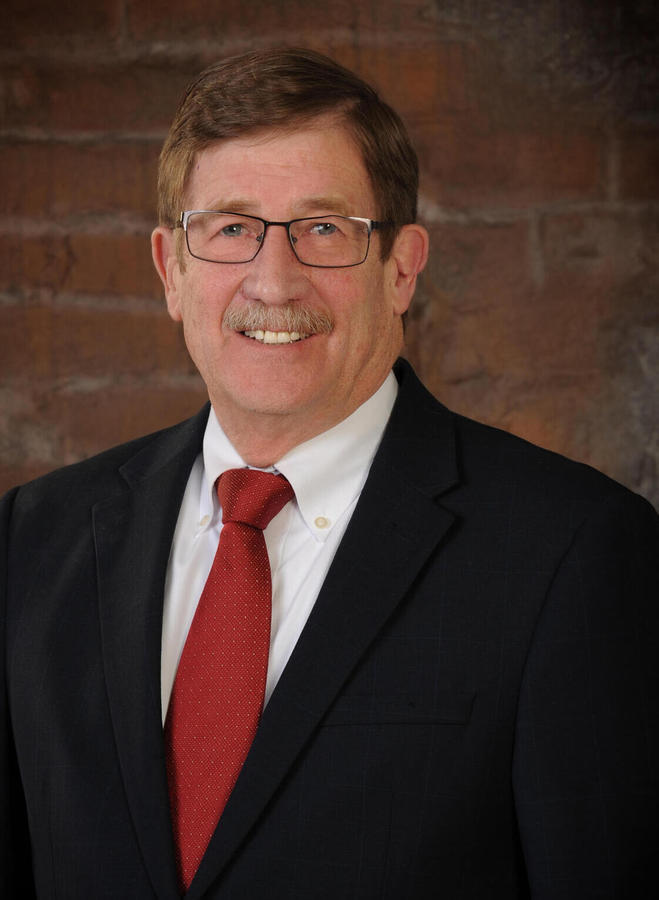 Real Estate Agent Joe Miller