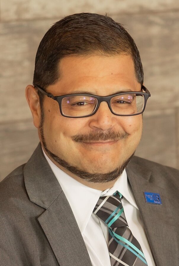 Real Estate Agent Mark Mansour