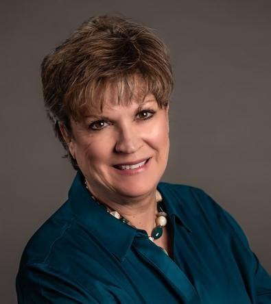 Real Estate Agent Leslie Bonham