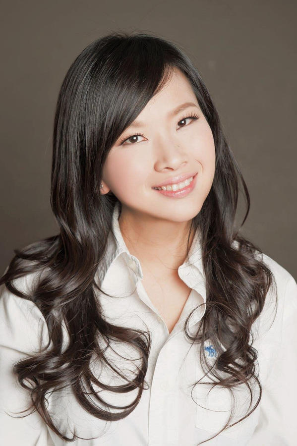 Real Estate Agent Yun Liang