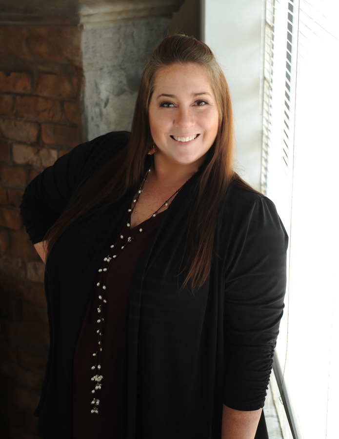 Real Estate Agent Ashley Starcher