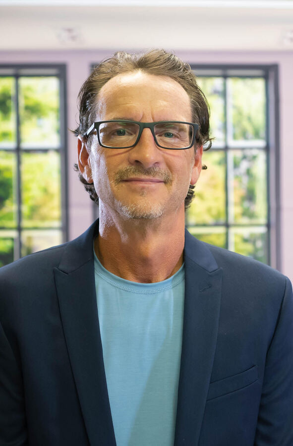 Real Estate Agent Terry Chapman