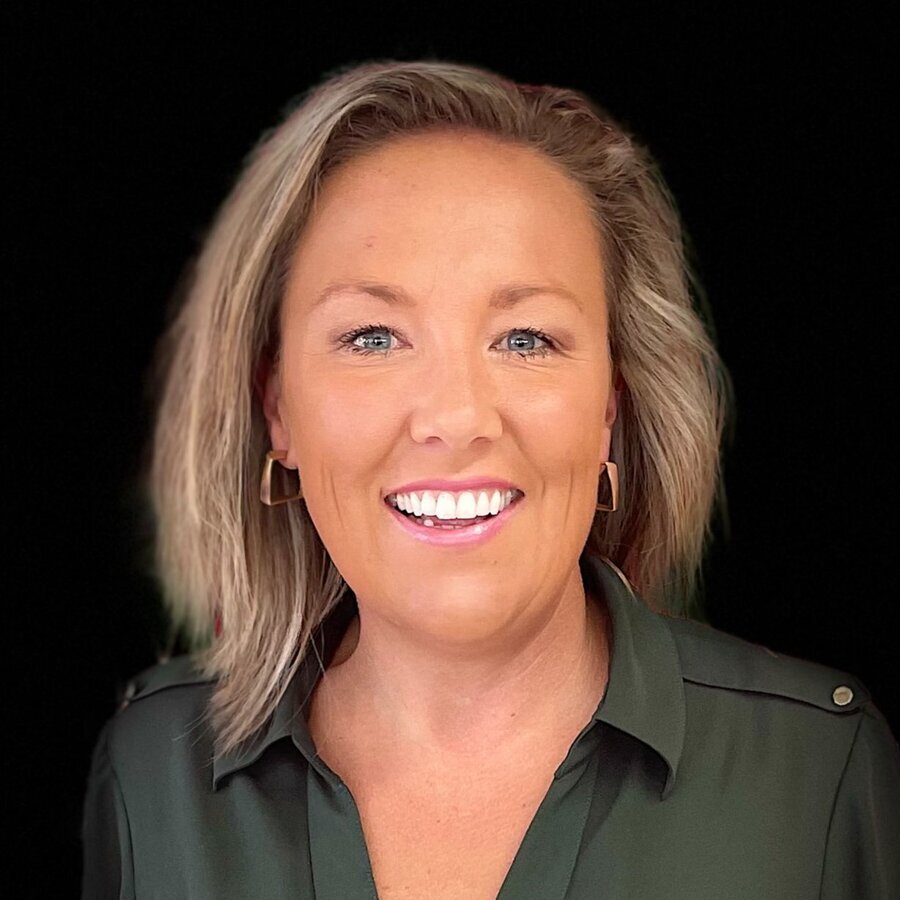 Real Estate Agent Sarah Lett