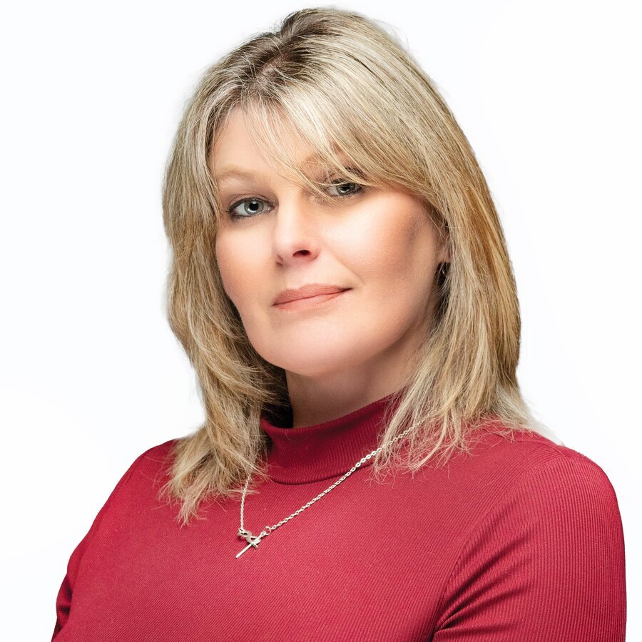 Real Estate Agent Marie Wootten