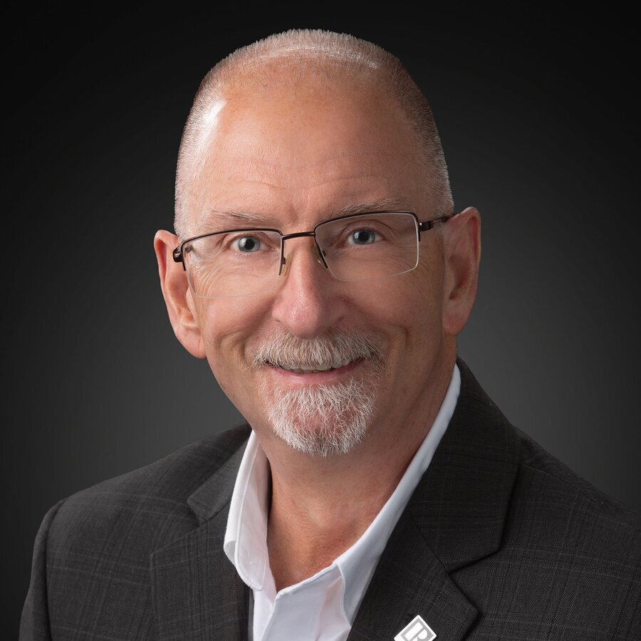 Real Estate Agent Bill Jennings