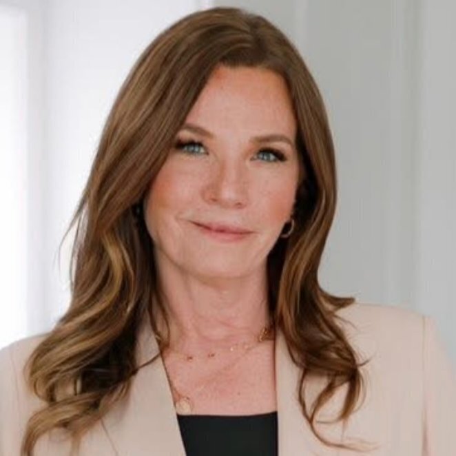 Real Estate Agent Jackie Reinbeau